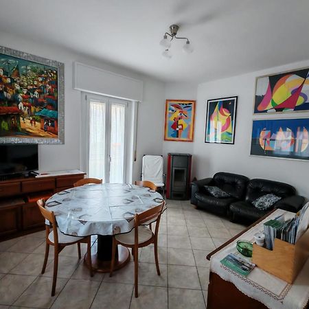 Casa Nora Lejlighed Dervio Eksteriør billede